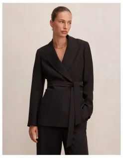 Forever New Bella Belted Blazer in Black