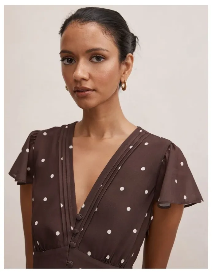 Forever New Petite Ardelia Flutter Sleeves Midi Dress in Brown