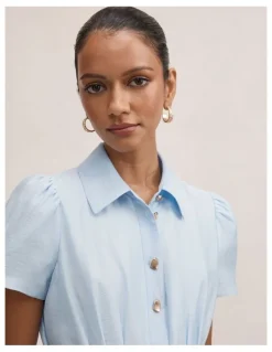 Forever New Petite Avery Short Sleeves Midi Dress in Blue