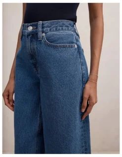 Forever New Petite Emma Mid Rise Barrel Jeans in Blue