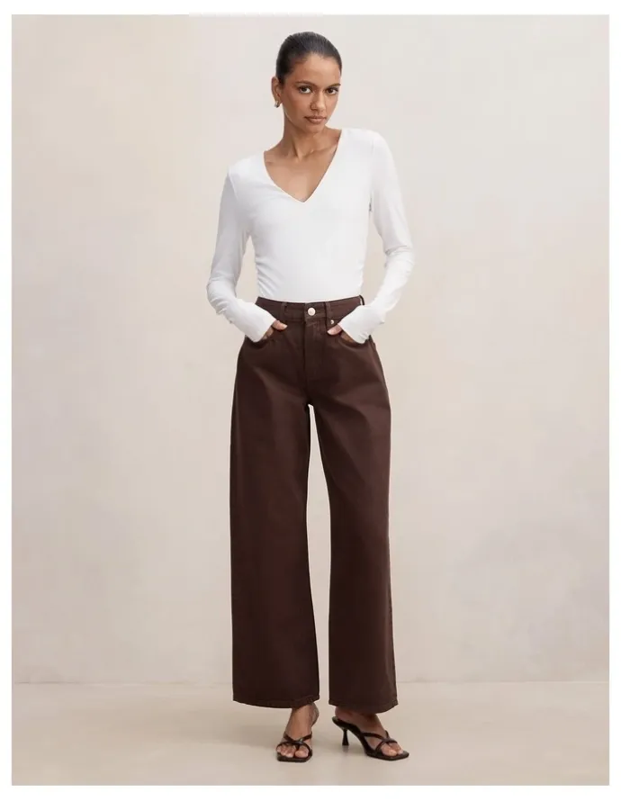 Forever New Petite Nicki Mid Rise Straight Leg Jeans in Brown