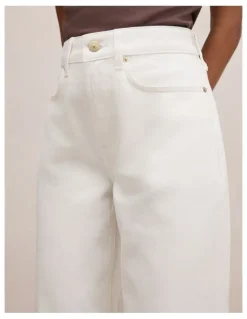 Forever New Petite Nicki Mid Rise Straight Jeans in White