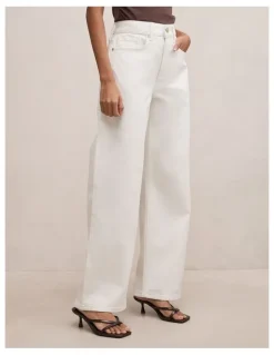 Forever New Petite Nicki Mid Rise Straight Jeans in White