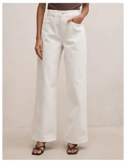 Forever New Petite Nicki Mid Rise Straight Jeans in White