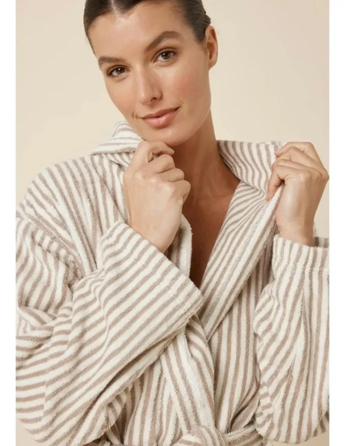 Gingerlilly Sleepwear Adriana Terry Towel Robe in Natural