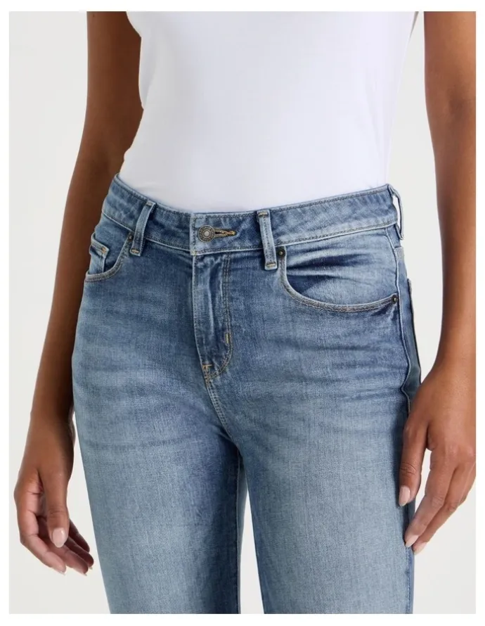 GRAB Ankle Skinny Low Rise Jean in Medium Wash