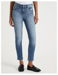 GRAB Ankle Skinny Low Rise Jean in Medium Wash