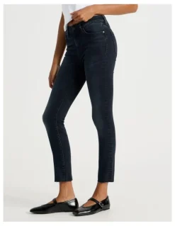 GRAB Ankle Skinny Low Rise Jean In Blue Black