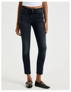 GRAB Ankle Skinny Low Rise Jean In Blue Black