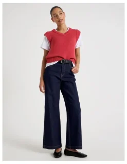 Grab Cotton Sleeveless V Neck Knit Top in Red