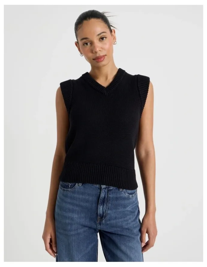 Grab Cotton Sleeveless V Neck Knit Top in Black