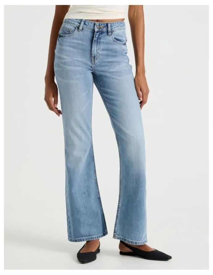 GRAB Flare High Rise Jeans in Medium Indigo