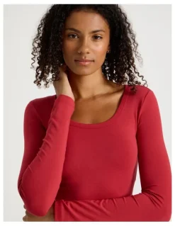 Grab Long Sleeve Scoop Neck Tee in Cherry Red
