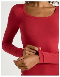 Grab Long Sleeve Scoop Neck Tee in Cherry Red