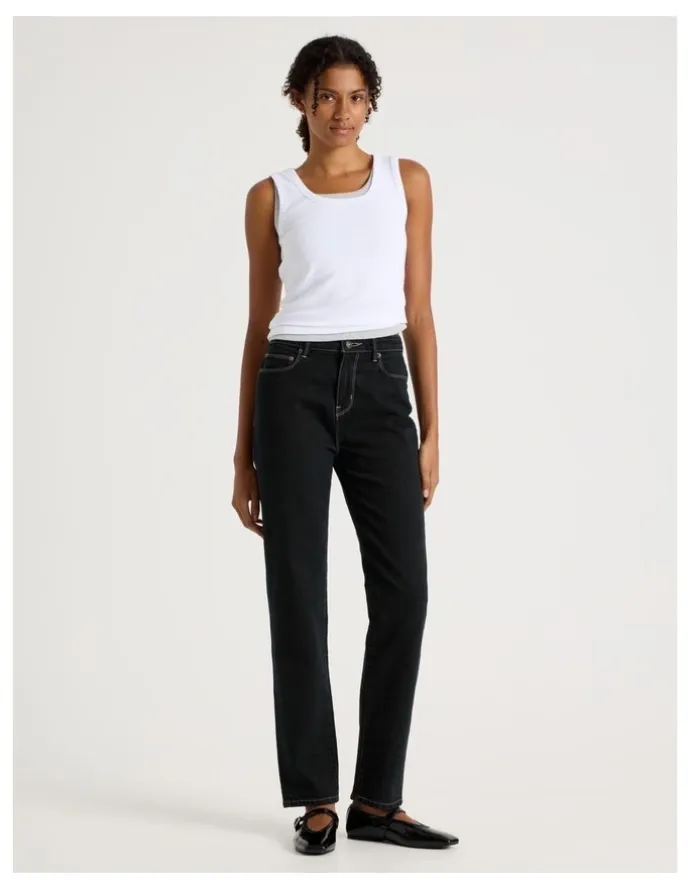 GRAB Mom High Rise Jeans in Deep Washed Down Vintage Indigo