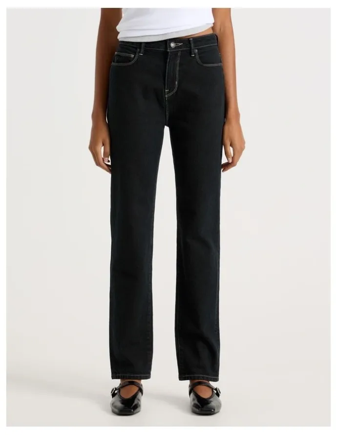 GRAB Mom High Rise Jeans in Deep Washed Down Vintage Indigo