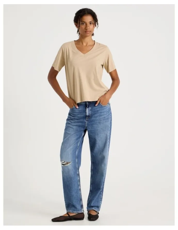 GRAB Relaxed Fit V Neck Tee in Oat