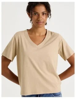 GRAB Relaxed Fit V Neck Tee in Oat