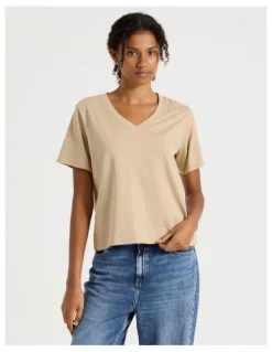 GRAB Relaxed Fit V Neck Tee in Oat