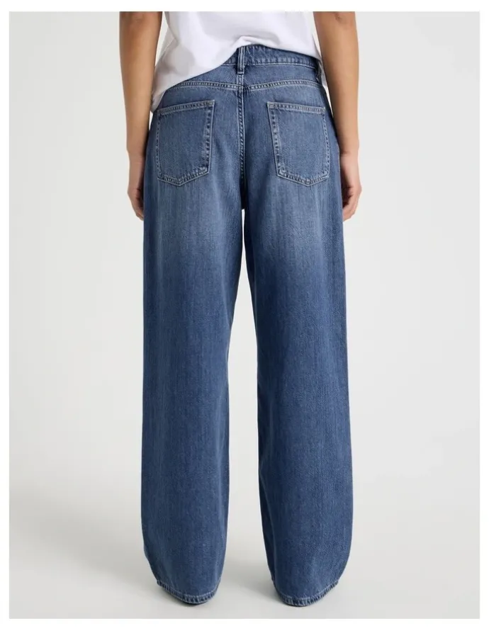 GRAB Relaxed Low Rise Jean In Medium Wash