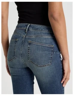 GRAB Sculpt Bootcut Mid Rise Jeans in Dark Wash