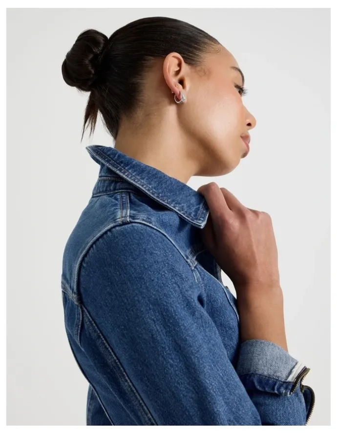 Grab Shrunken Zip Through Denim Jacket in Denim