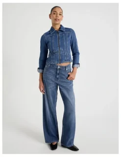 Grab Shrunken Zip Through Denim Jacket in Denim