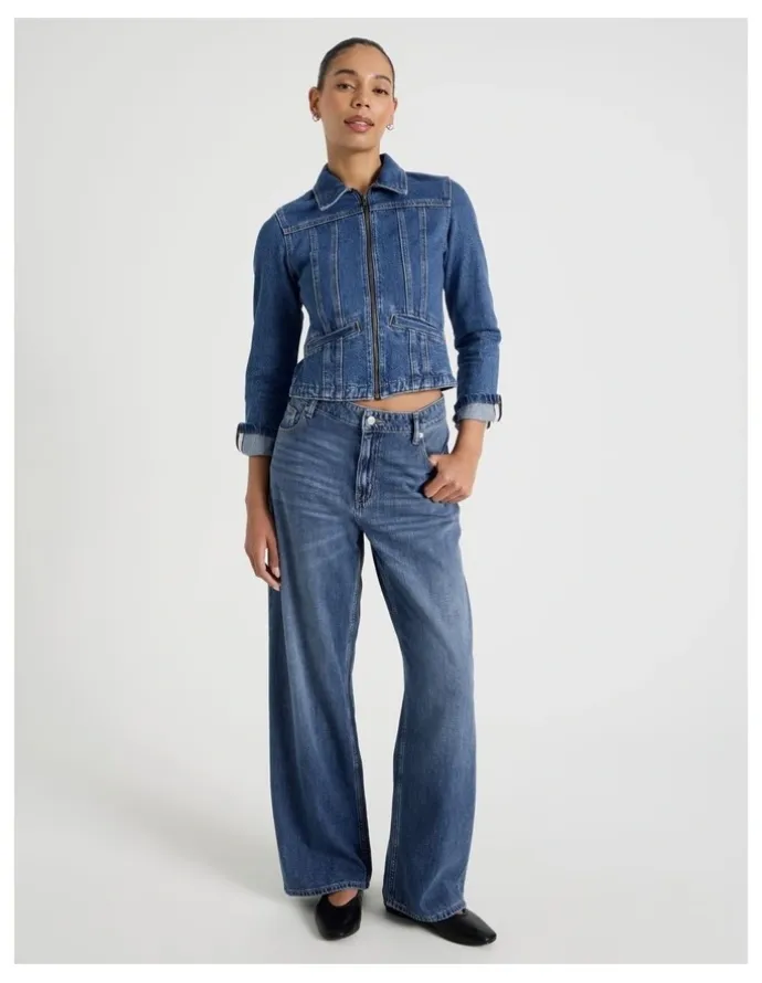 Grab Shrunken Zip Through Denim Jacket in Denim