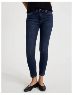 GRAB Skinny Mid Rise Jean With Short Inseam in Medium Indigo