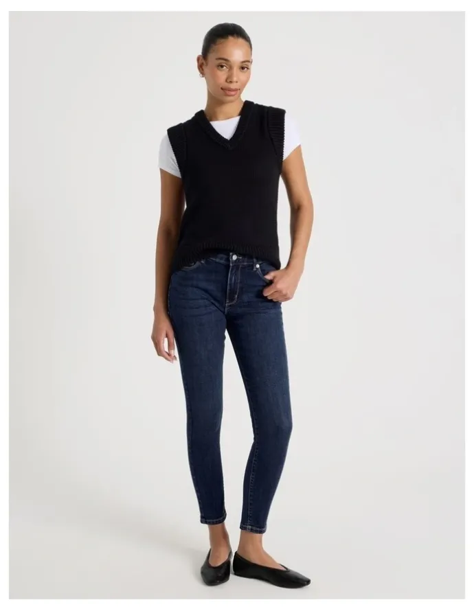 GRAB Skinny Mid Rise Jean With Short Inseam in Medium Indigo