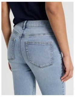 GRAB Skinny Mid Rise Jean With Short Inseam in Light Indigo
