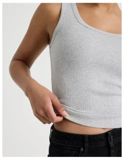 GRAB Slim Fit Scoop Neck Tank in Light Heather Grey