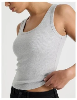 GRAB Slim Fit Scoop Neck Tank in Light Heather Grey