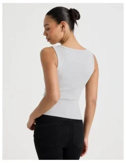 GRAB Slim Fit Scoop Neck Tank in Light Heather Grey