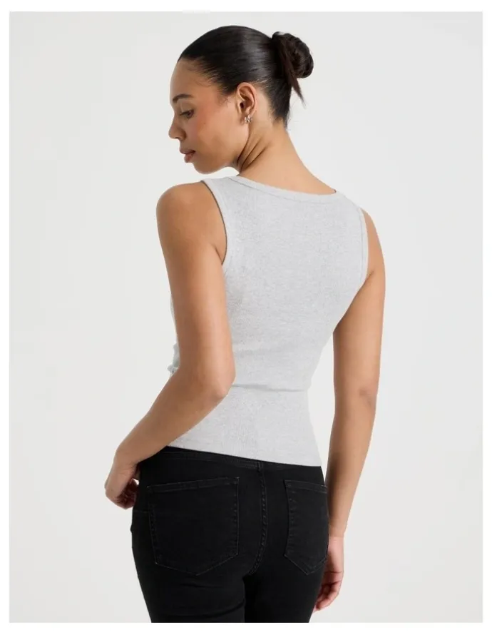 GRAB Slim Fit Scoop Neck Tank in Light Heather Grey