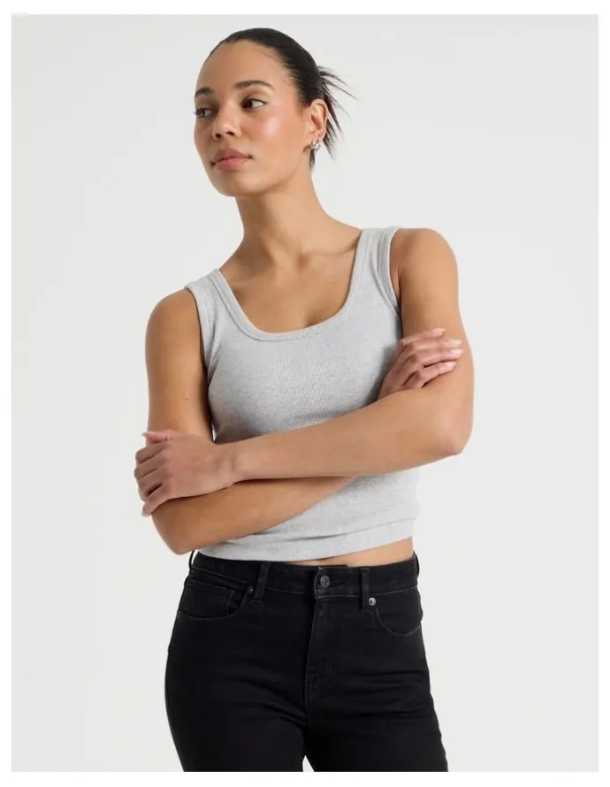 GRAB Slim Fit Scoop Neck Tank in Light Heather Grey