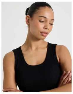 GRAB Slim Fit Scoop Neck Tank in Black