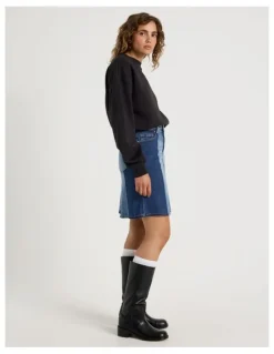 Grab Spliced Knee Length Skirt in Dark Indigo