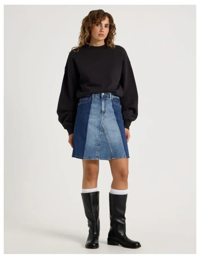 Grab Spliced Knee Length Skirt in Dark Indigo