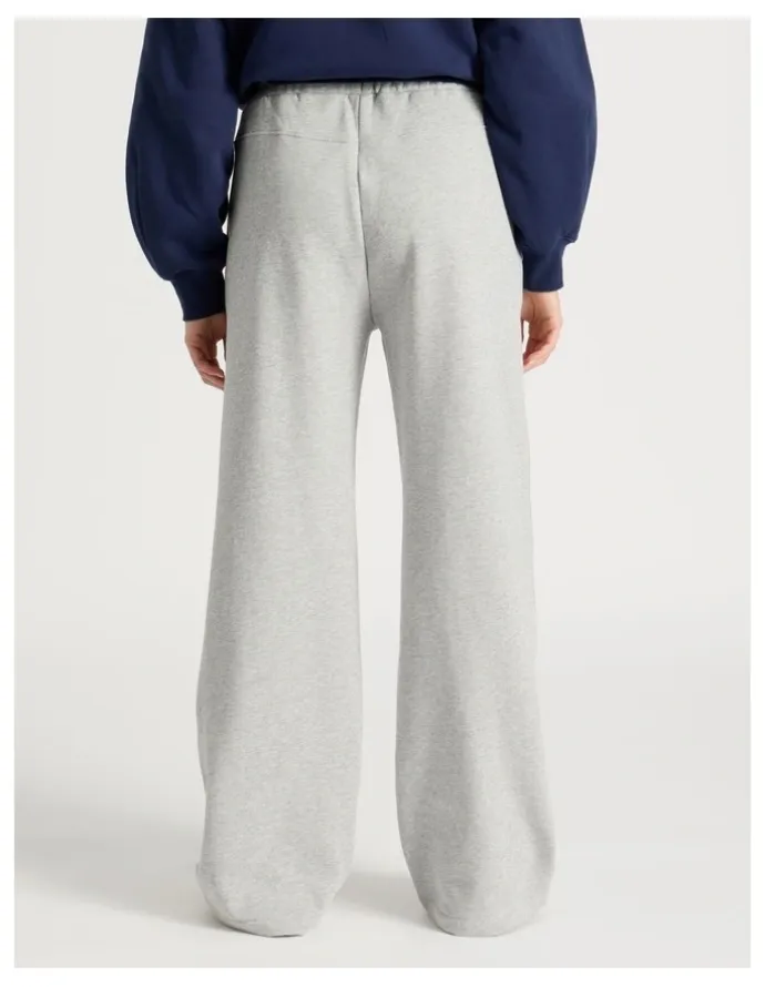 GRAB Wide Leg Fleece Pants in Light Heather Grey