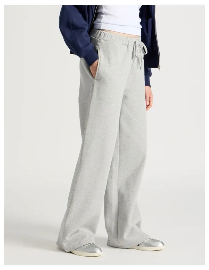 GRAB Wide Leg Fleece Pants in Light Heather Grey