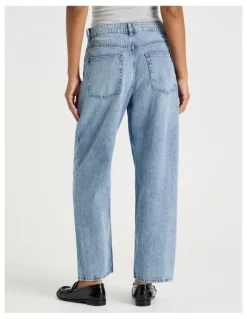 GRAB Barrel Mid Rise Jean In Medium Wash