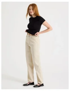 GRAB Boyfriend Mid Rise Jeans in Ecru