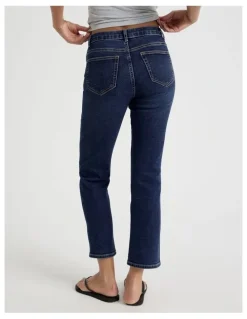 GRAB Cropped Straight Mid Rise Jeans in Dark Indigo