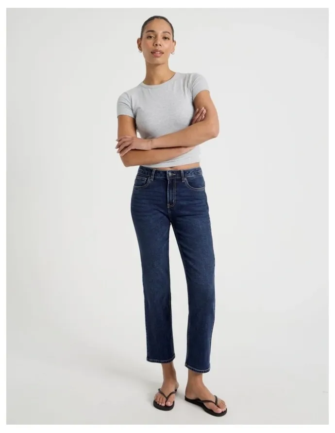 GRAB Cropped Straight Mid Rise Jeans in Dark Indigo