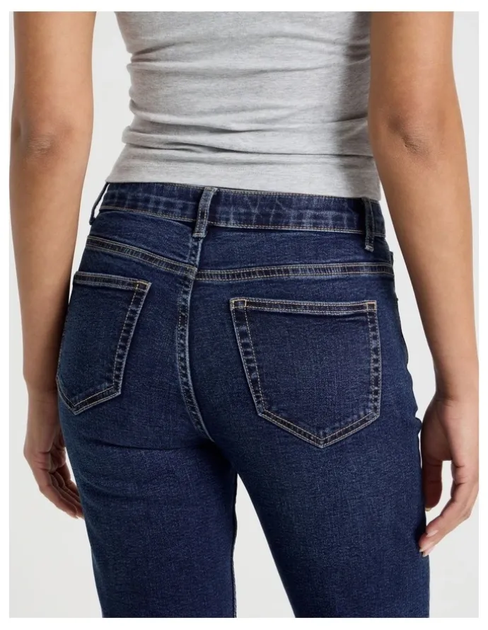 GRAB Cropped Straight Mid Rise Jeans in Dark Indigo