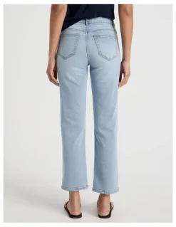 GRAB Cropped Straight Mid Rise Jeans in Light Indigo
