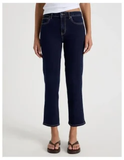 GRAB Cropped Straight Mid Rise Jeans in Rinse