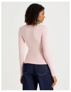Grab Long Sleeve Scoop Neck Tee in Lotus