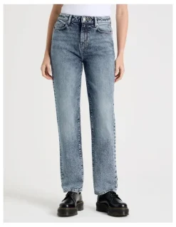 GRAB Mom High Rise Jeans in Light Indigo Tinted